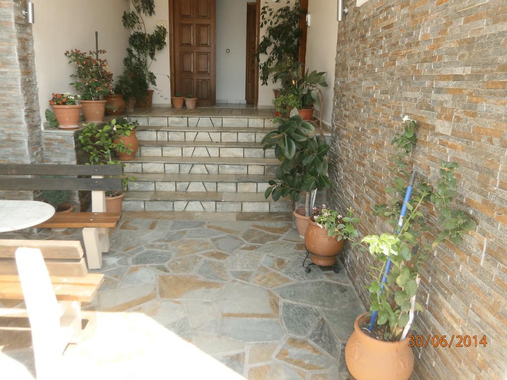 אגיאקמפוס Ioannis Avrades Apartments מראה חיצוני תמונה