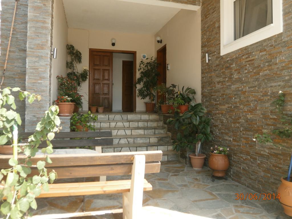 אגיאקמפוס Ioannis Avrades Apartments מראה חיצוני תמונה