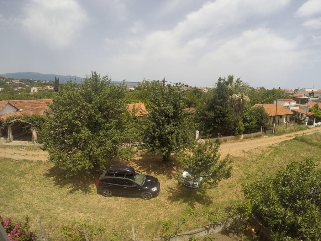 אגיאקמפוס Ioannis Avrades Apartments מראה חיצוני תמונה