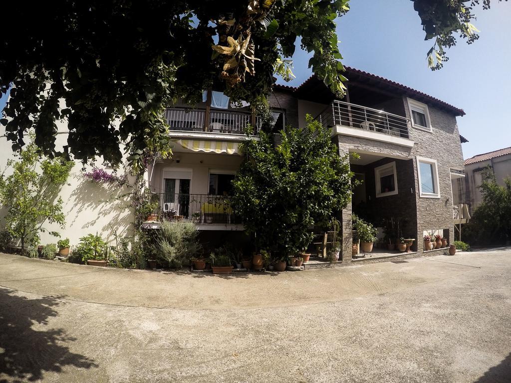 אגיאקמפוס Ioannis Avrades Apartments מראה חיצוני תמונה